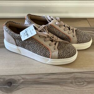 Arizona animal print sneakers size 9